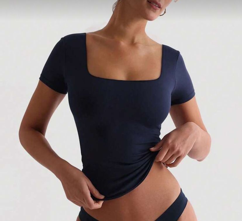 Curve Square Top Navy