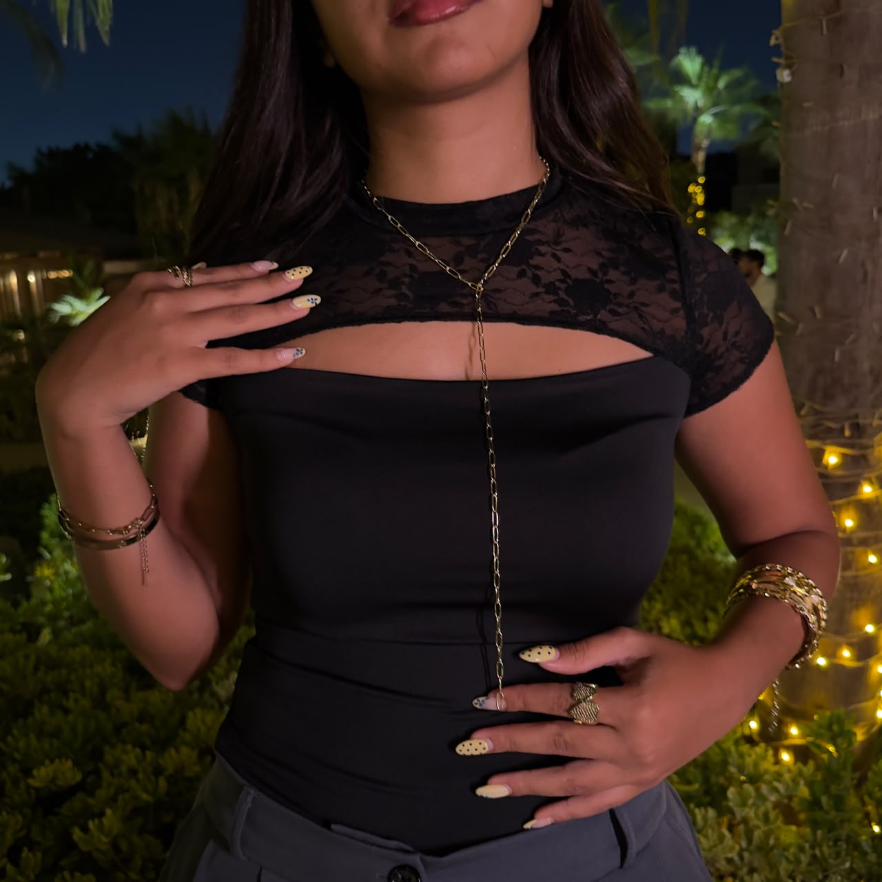 Lace top half sleeve black